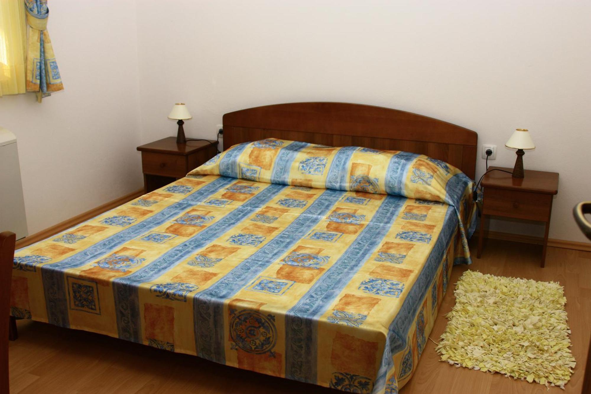 Apartments And Rooms Villa Chiara Krnica Exterior foto