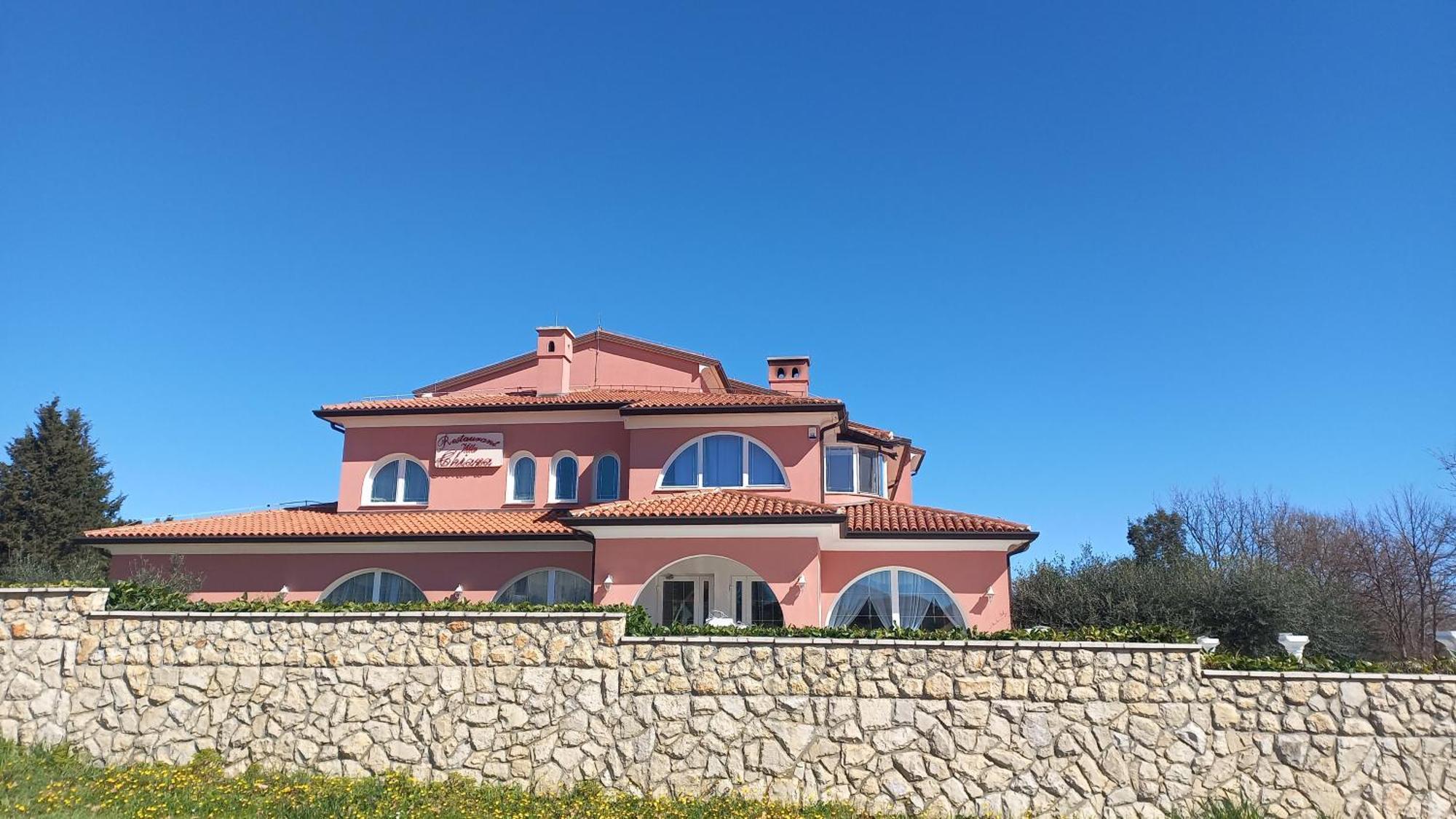 Apartments And Rooms Villa Chiara Krnica Exterior foto